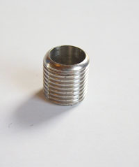 der Adapter für Bong Köpfe mit Gewinden - paßt für Alu oder Stahlchillums von 
Keramikbongs oder Acrylbongs. Macht aus einer Bong mit Aussengewinde ein Innengewinde.