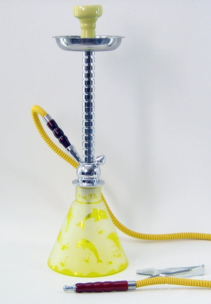 Die Shisha Golden Dolphin ist eine massive Shisha 
mit 60 cm Höhe und schwerer Rauchsäule und standfestem Glas.